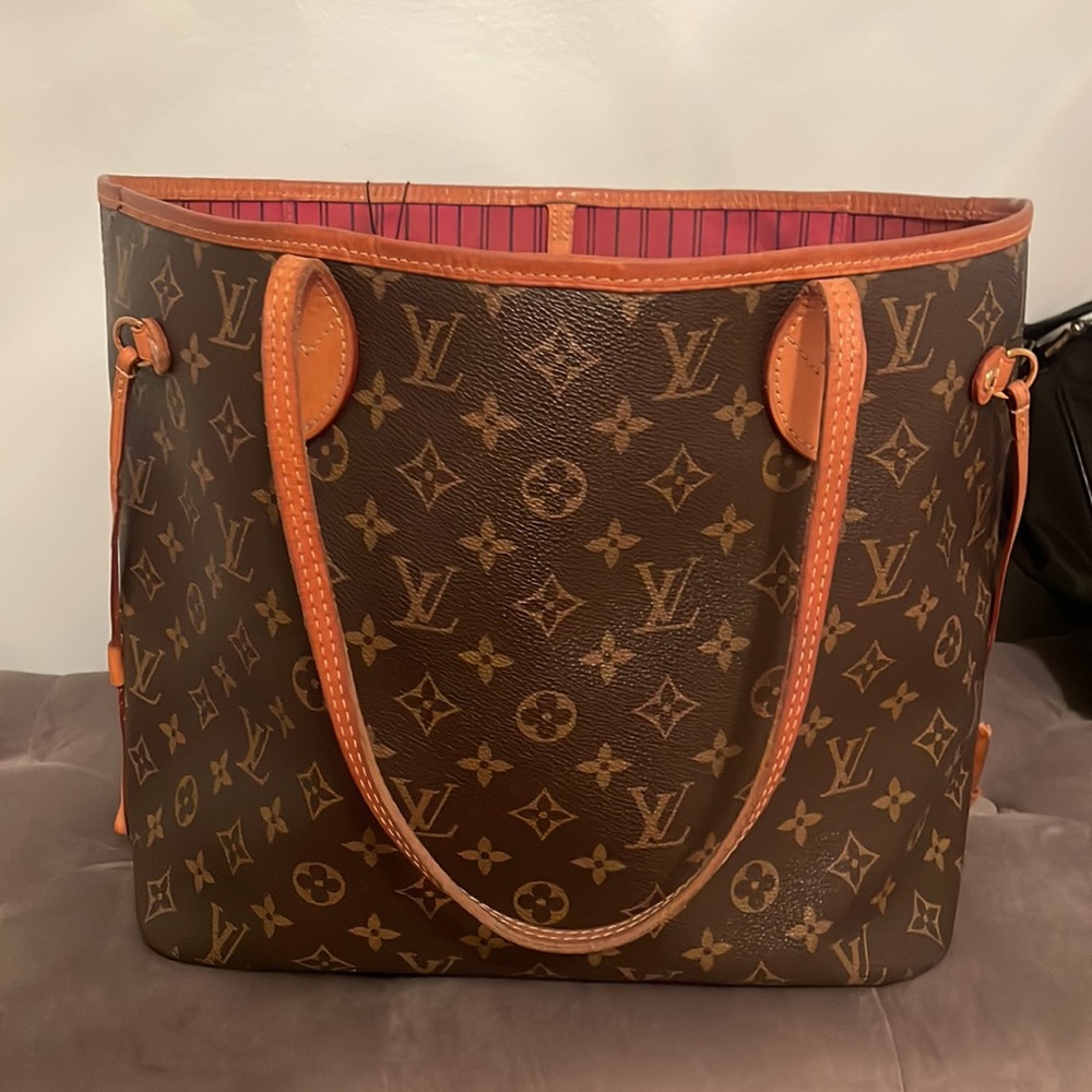 Louis Vuitton, Monogram Neverfull MM with Pouch - Picture 7 of 16